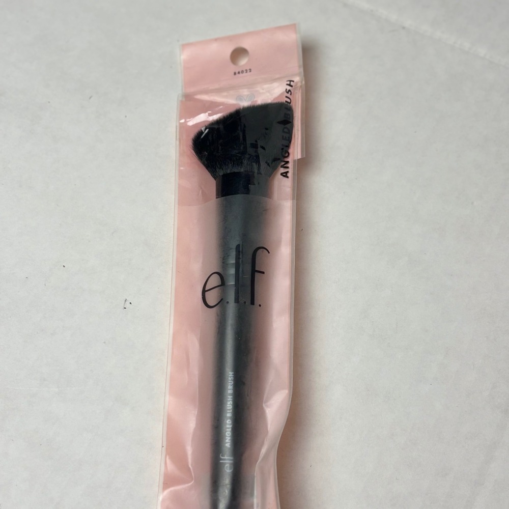 elf Angled Blush Brush 84022 Black Synthetic Slanted Makeup Brush New